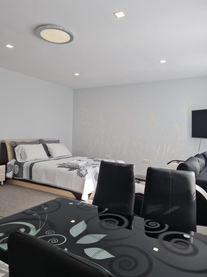 Birutes Apartamentai Klaipeda Ngoại thất bức ảnh
